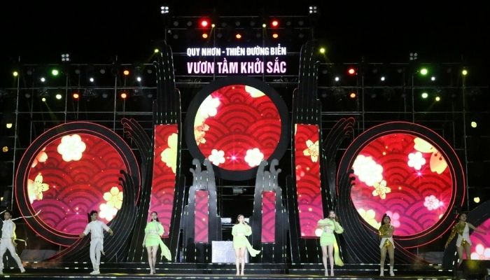 Chương trình nghệ thuật hiện đại, nghệ sĩ trẻ được yêu thích