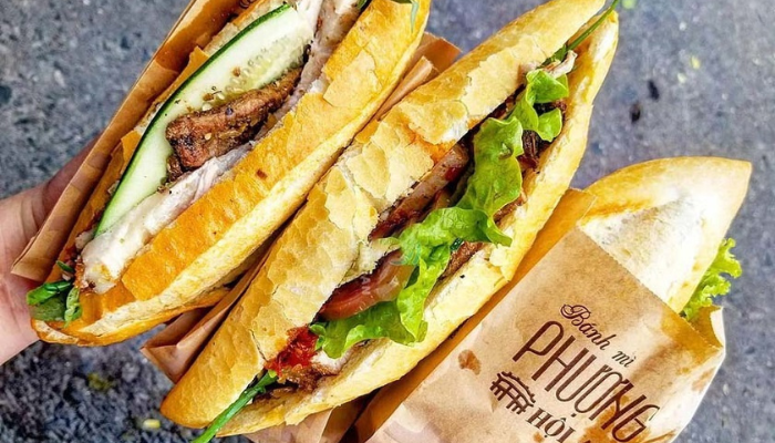 Thưởng thức bánh mỳ Hội An siêu hấp dẫn