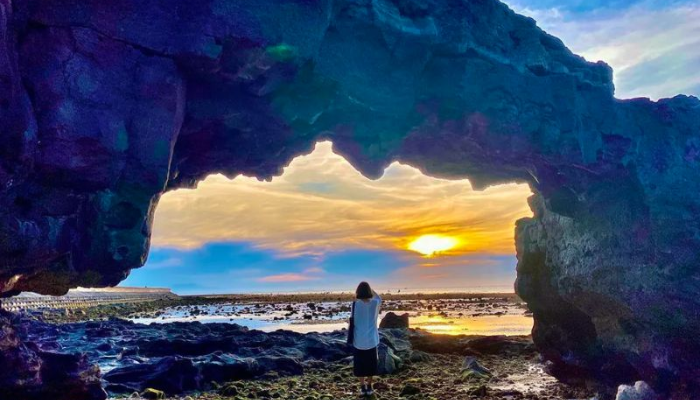 Cổng Tò Vò là điểm check-in "sống ảo" đẹp nhất tại hòn đảo Lý Sơn