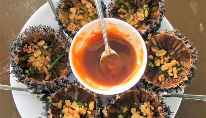 Mắm nhum - món non địa phương