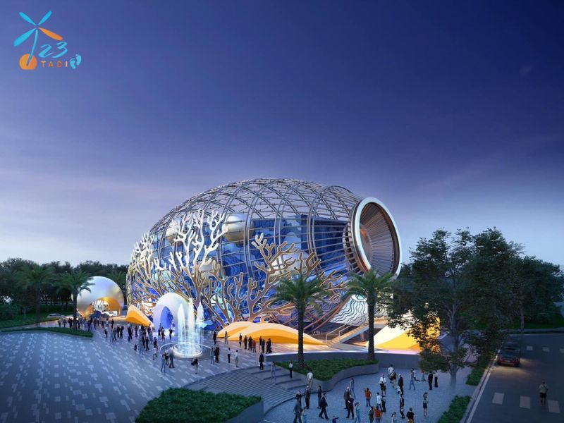 Có thể kết hợp tham quan Nhà hát Đó với các địa điểm khác khi đến Nha Trang