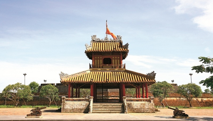 Kiến trúc sơn son thiếp vàng