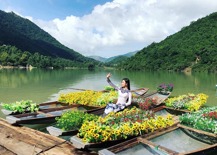 Địa điểm du lịch Hồ Kênh Hạ
