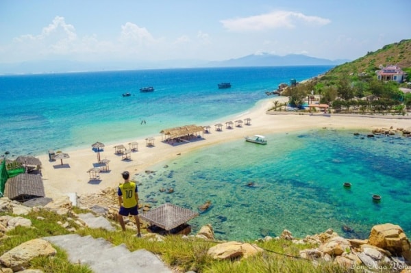 Địa điểm du lịch bãi tắm đôi Nha Trang