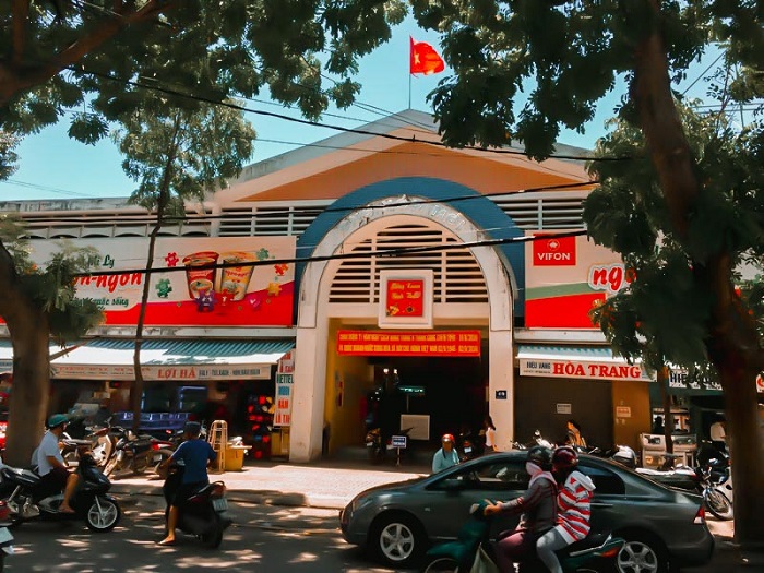 Địa điểm du lịch chợ Xóm Mới Nha Trang