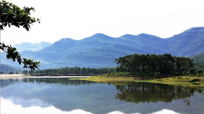 Địa điểm du lịch hồ Yên Trung Quảng Ninh