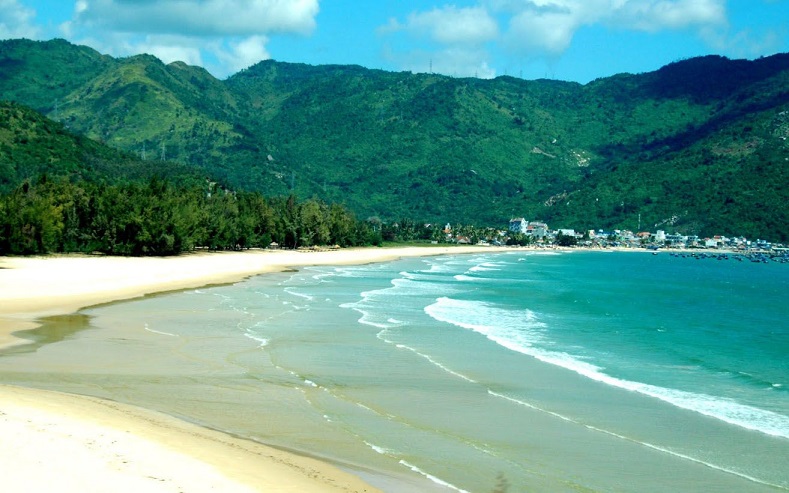 Cảnh đẹp tại bãi biển Đại Lãnh Nha Trang