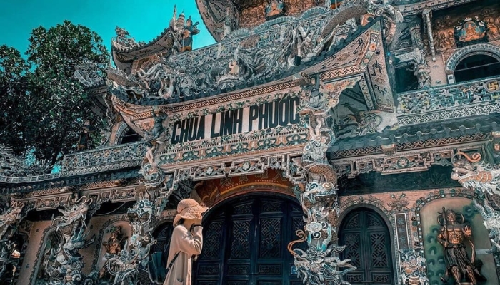 Chùa Linh Phước Ở Đà Lạt