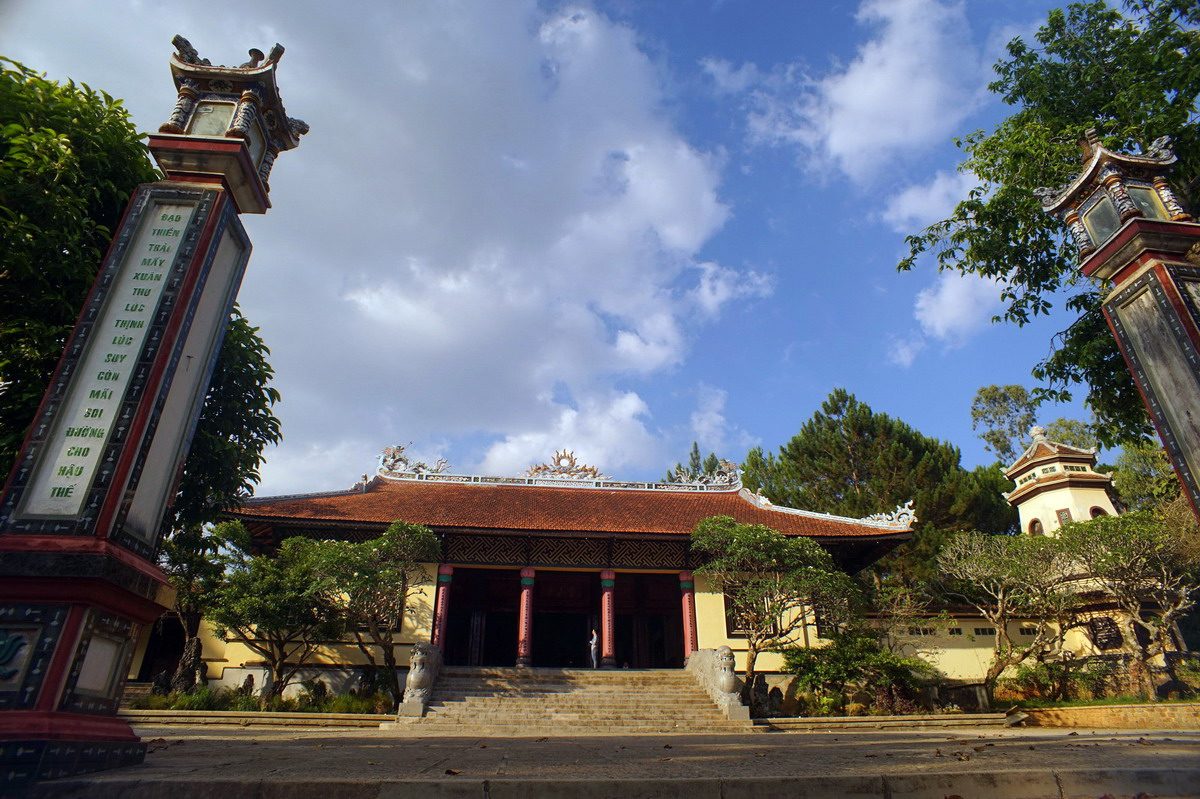 Chùa Linh Sơn