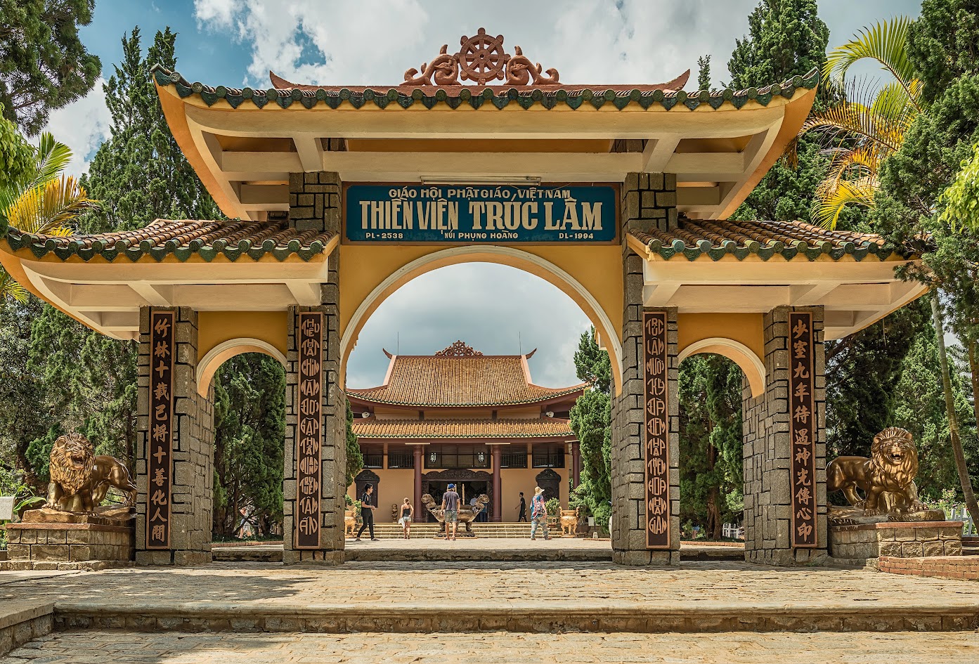 Ghé Thăm Thiền Viện Trúc Lâm