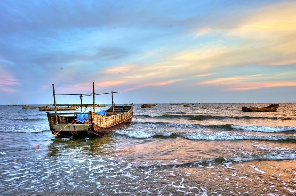 Hình ảnh biển Trà Cổ - Quảng Ninh