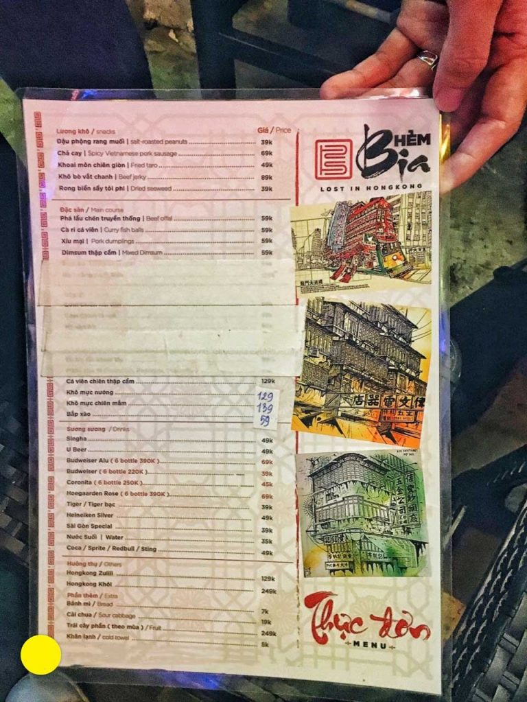 Hình ảnh thực đơn tại hẻm bia Lost in Hongkong