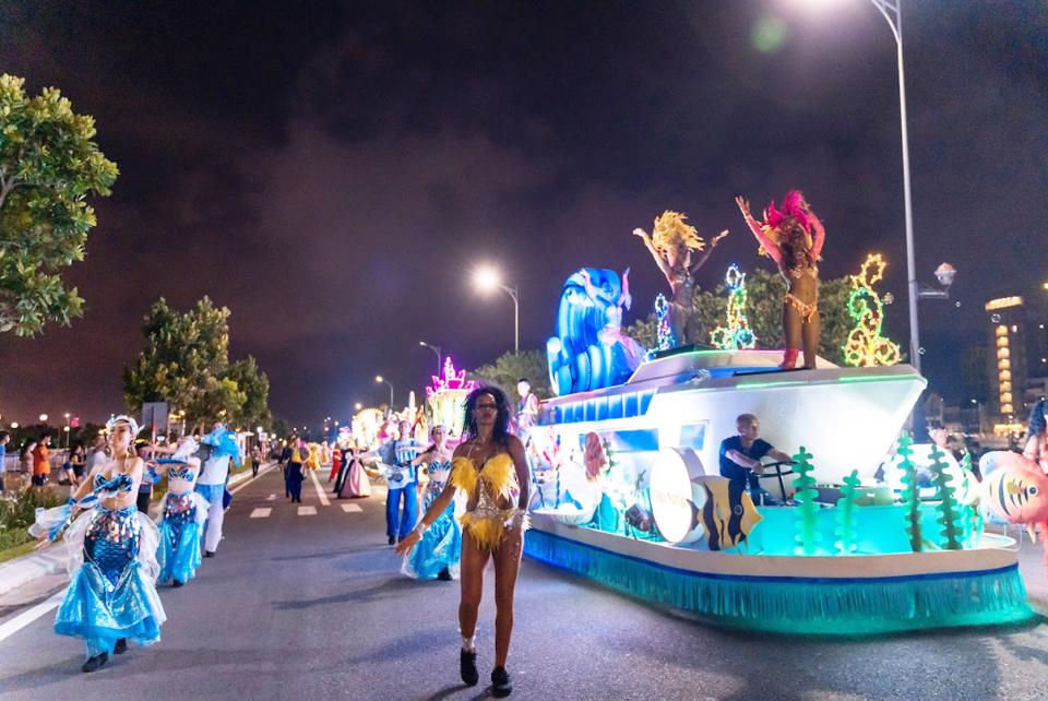 Hình ảnh vũ công trong lễ hội Carnaval