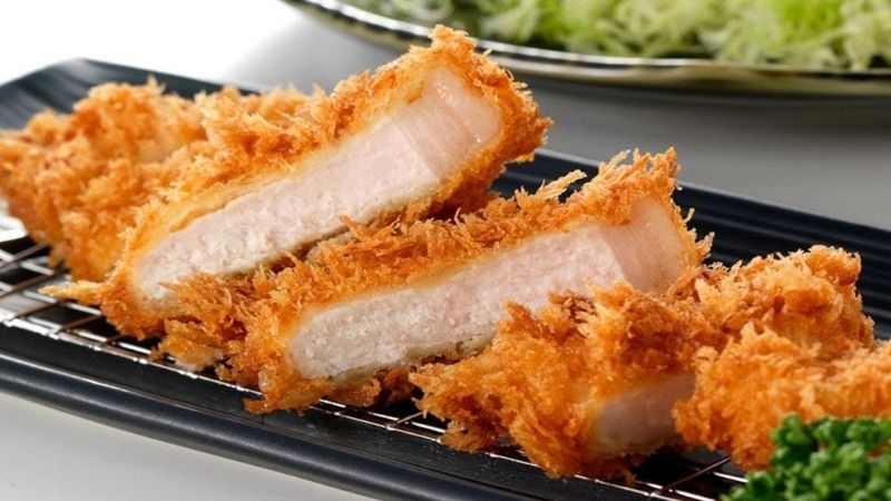 Heo chiên xù tại Đường Hầm Điêu Khắc