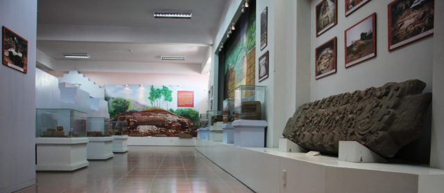 Khu trưng bày khảo cổ tại bảo tàng Lâm Đồng