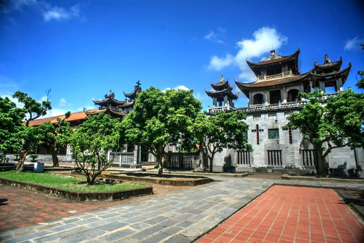 Kiến trúc tại nhà thờ Phát Diệm