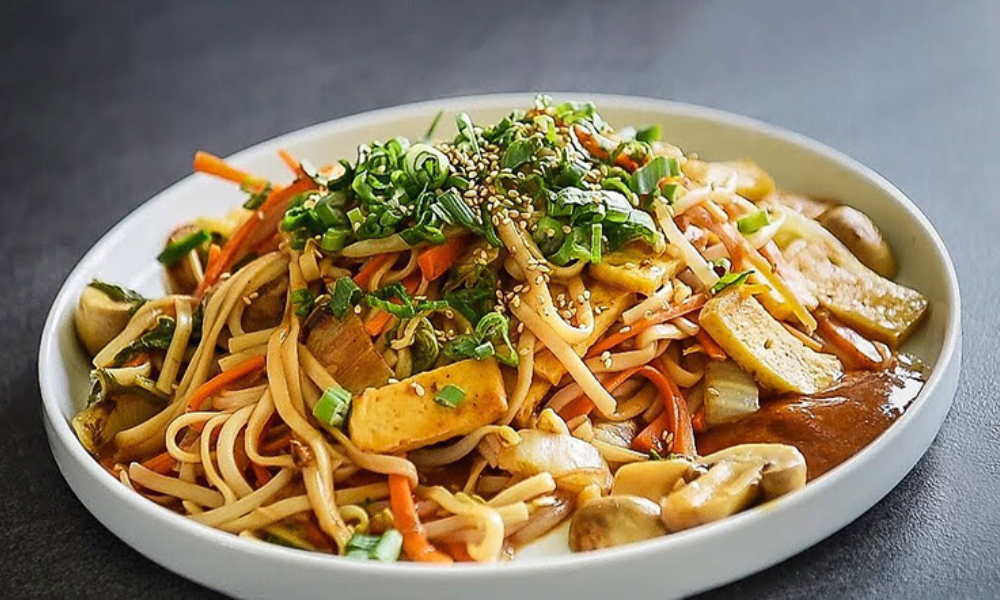 Mì xào chay thập cẩm