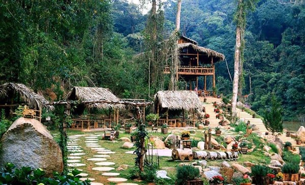 Nhà hàng tại Cao Nguyên Hoa Đà Lạt