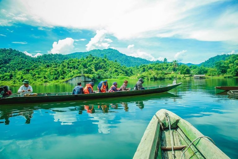 Đập Phà Lài - đập nước có cảnh sắc tuyệt đẹp tại Nghệ An - 123tadi: Chia sẻ  kinh nghiệm du lịch
