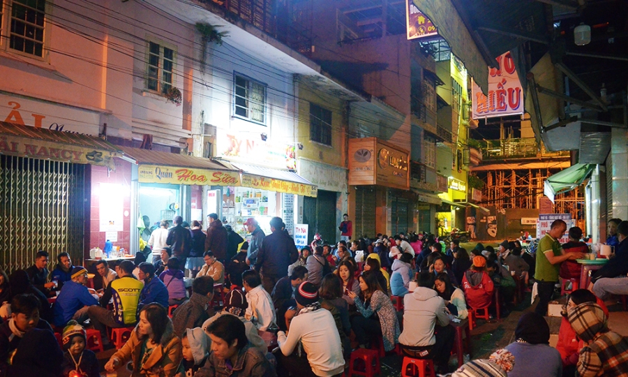 Những con đường ăn vặt nổi tiếng tại thành phố Đà Lạt