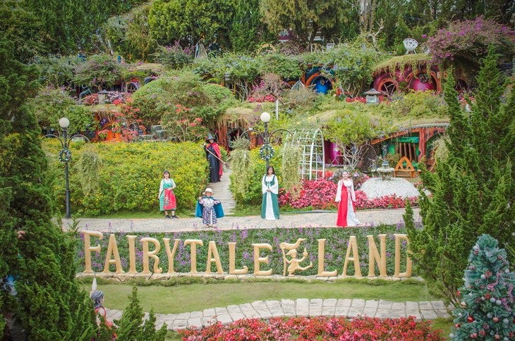 Kinh nghiệm du lịch Đà Lạt Fairytale Land năm 2022