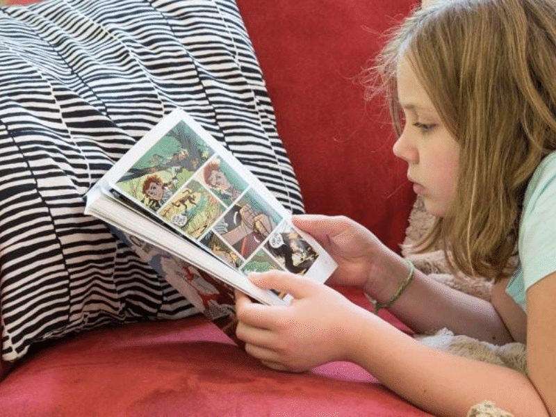 Trẻ đọc truyện tranh có tốt không?