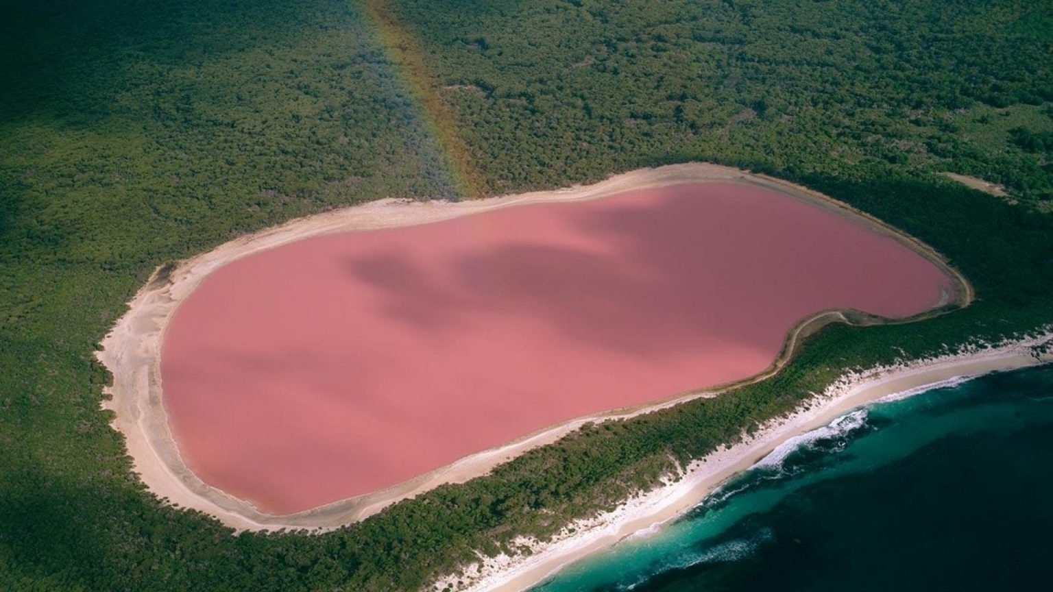 Hồ Retba – hồ nước kỳ lạ có màu hồng mặn hơn biển Chết