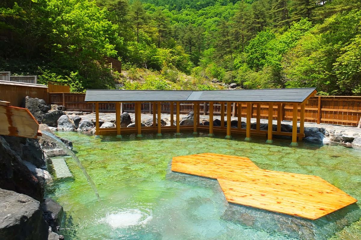 Top 5 Địa Điểm Tắm Onsen Nhật Bản Cho Kỳ Nghỉ Đông Thư Giãn