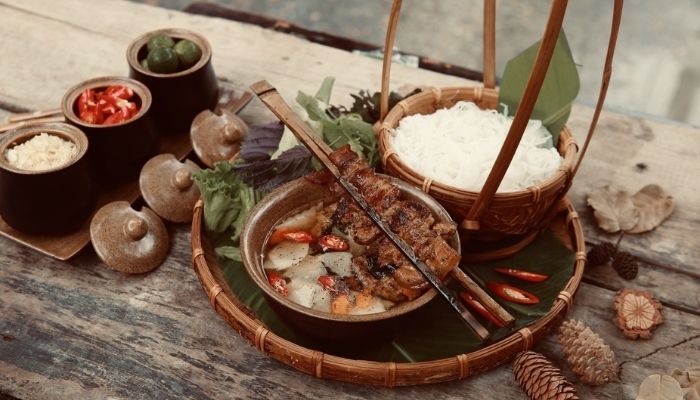 Bún Chả Hà Nội – Món Ngon Gây Thương Nhớ Trong Lòng Du Khách Thập Phương