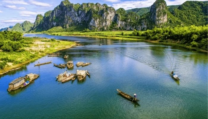 Khám Phá Địa Danh Nổi Tiếng Tại Quảng Bình 2025 - Hành Trình Trải Nghiệm Không Thể Bỏ Lỡ