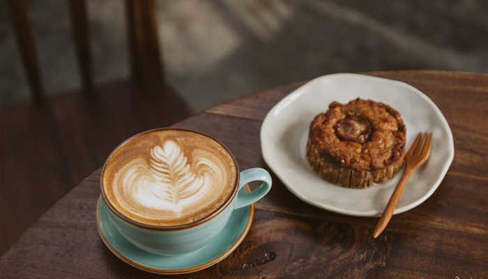 Vừa nhâm nhi tý bánh, uống thêm tý coffee cảm giác cuộc sống yên bình biết mấy