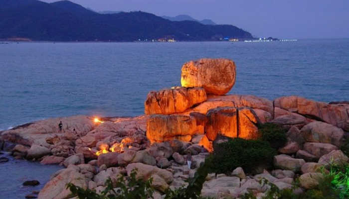 top 8 bãi biển đẹp nhất Nha Trang